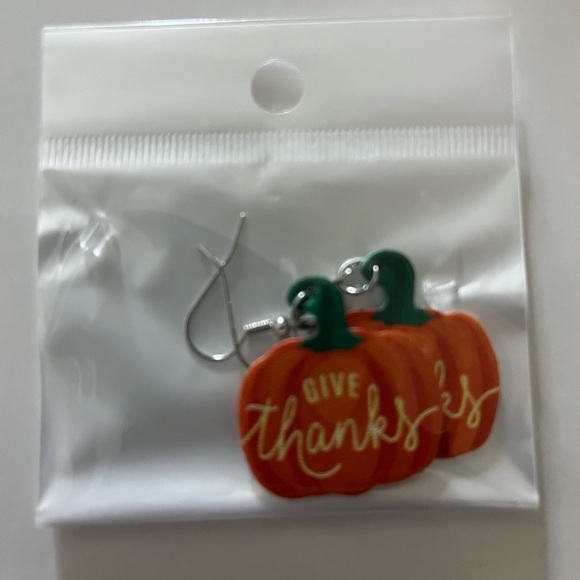 Pumpkin earrings with 'Give Thanks' Text - NWOT - Picture 2 of 2